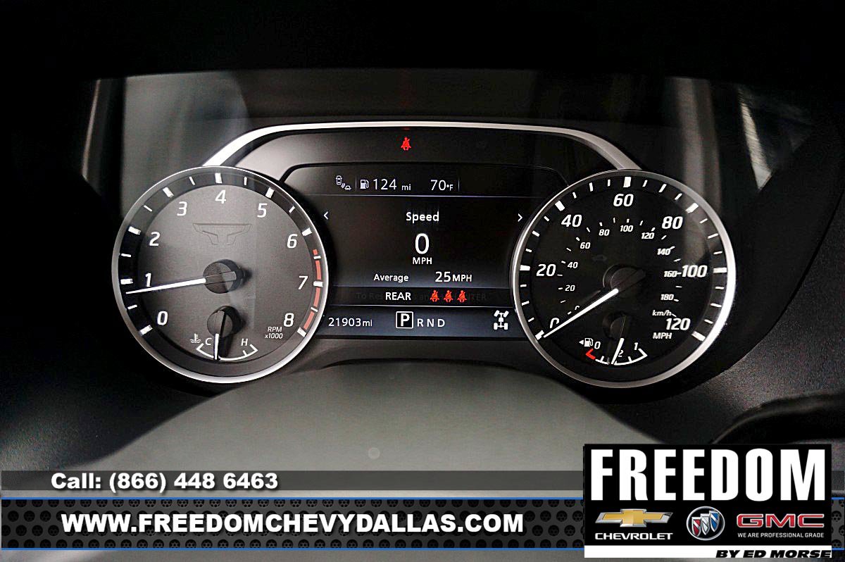 Used 2024 Nissan Titan SV w/ SV Convenience Package AWD/4WD image 14