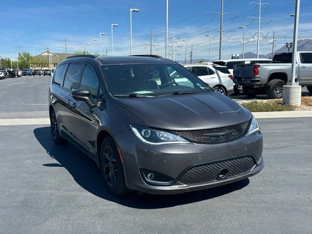 Used 2020 Chrysler Pacifica Limited w/ Advanced Safetytec Group FWD image 27
