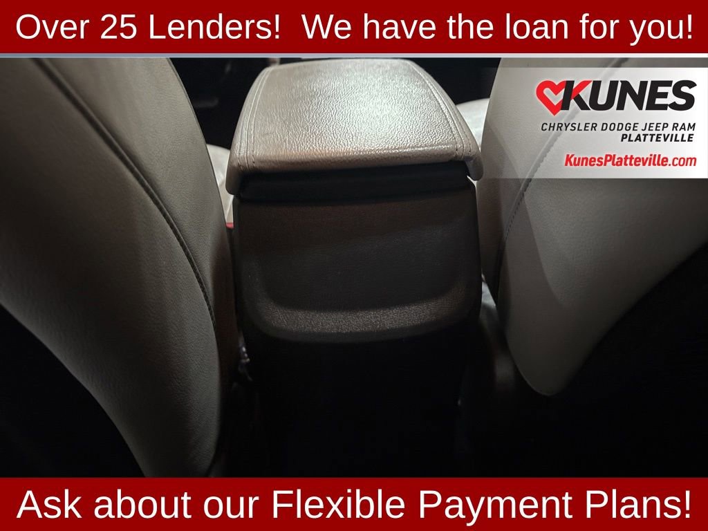 Used 2017 Hyundai Elantra Limited w/ Limited Tech Package 04 image 15