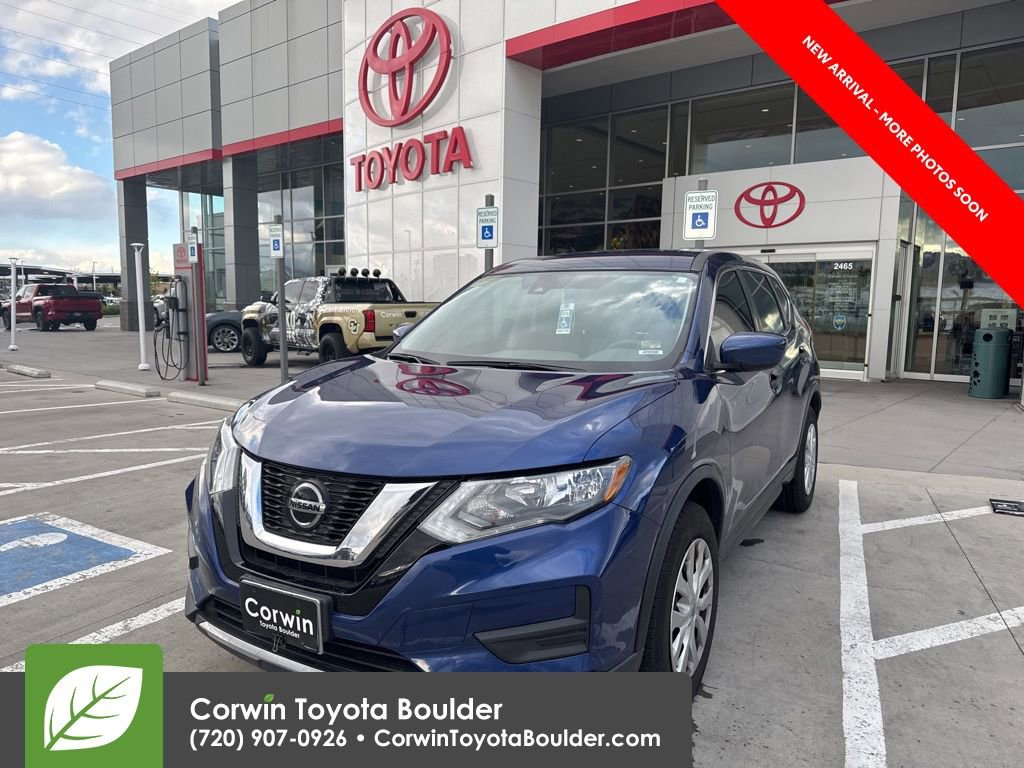 Used 2020 Nissan Rogue S image 3