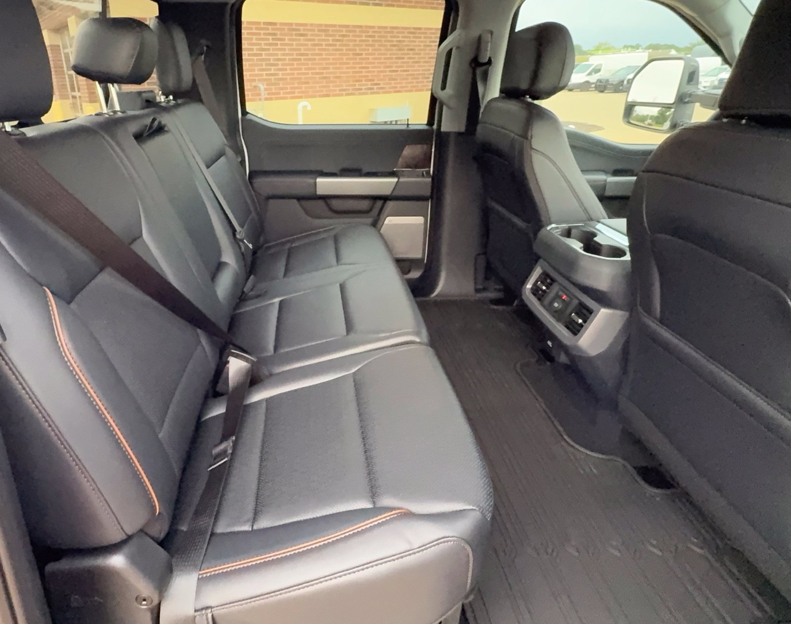 New 2027 Ford F350 Lariat w/ Black Appearance Package AWD/4WD image 18