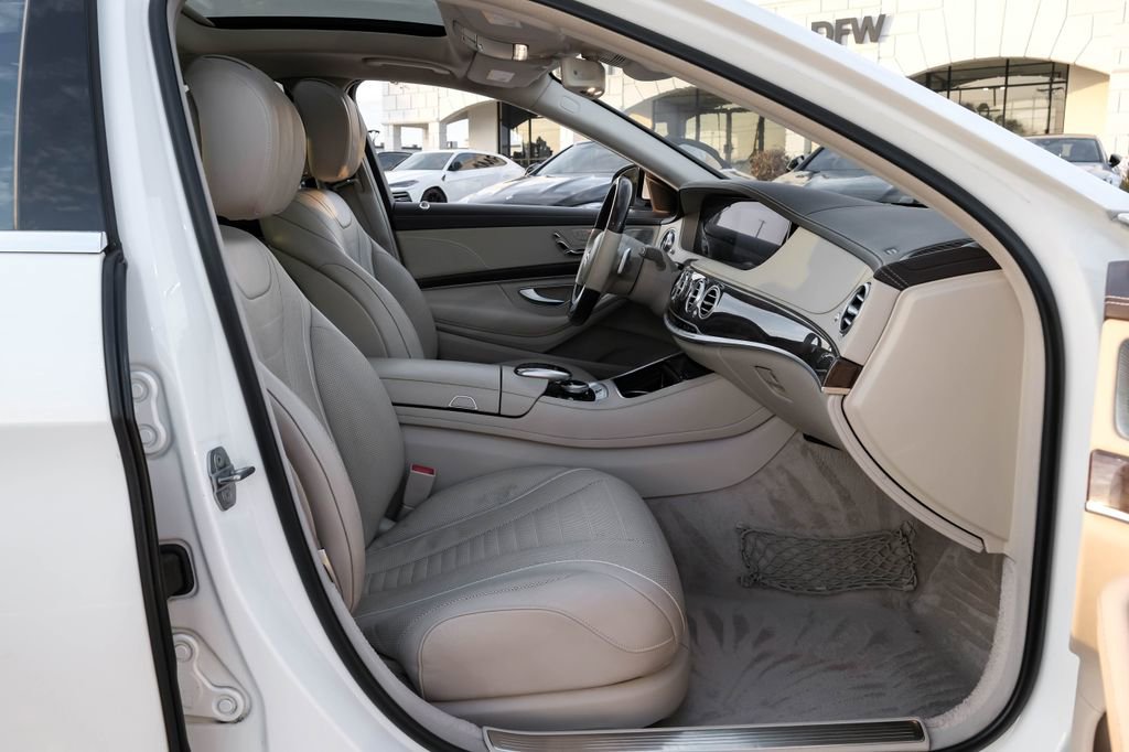 Used 2019 Mercedes-Benz S 560 4MATIC Sedan image 39