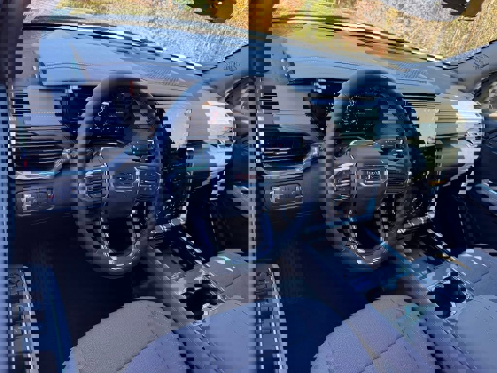 New 2026 GMC Acadia Elevation image 3