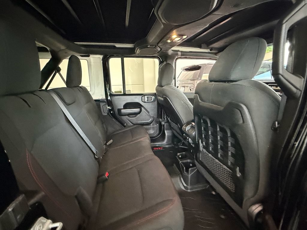 Used 2021 Jeep Wrangler Unlimited Rubicon AWD/4WD image 15