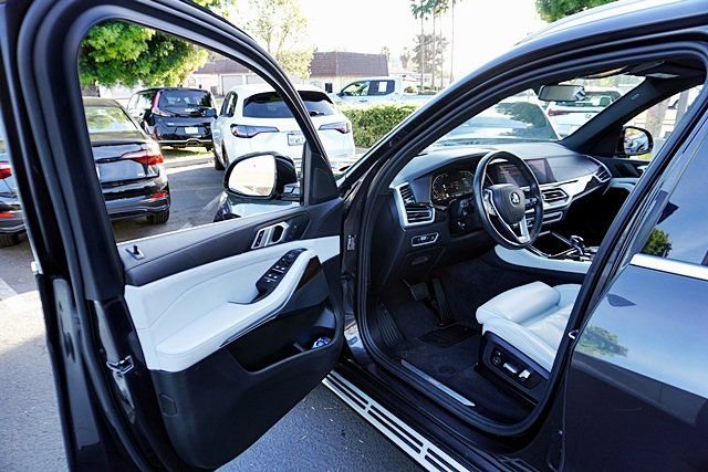 Used 2023 BMW X5 xDrive40i image 39