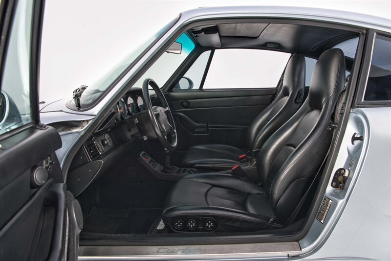 Used 1997 Porsche 911 Turbo AWD/4WD image 15
