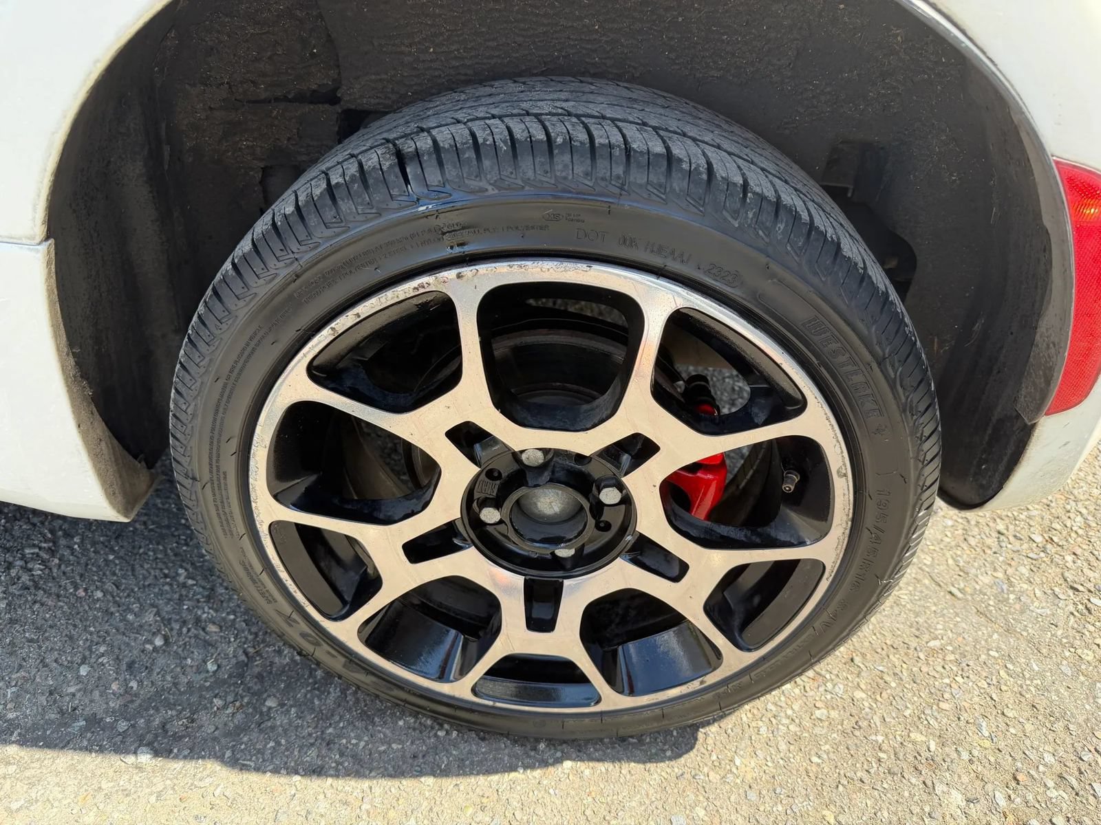 Used 2013 FIAT 500 Turbo w/ Comfort/Convenience Group FWD image 35
