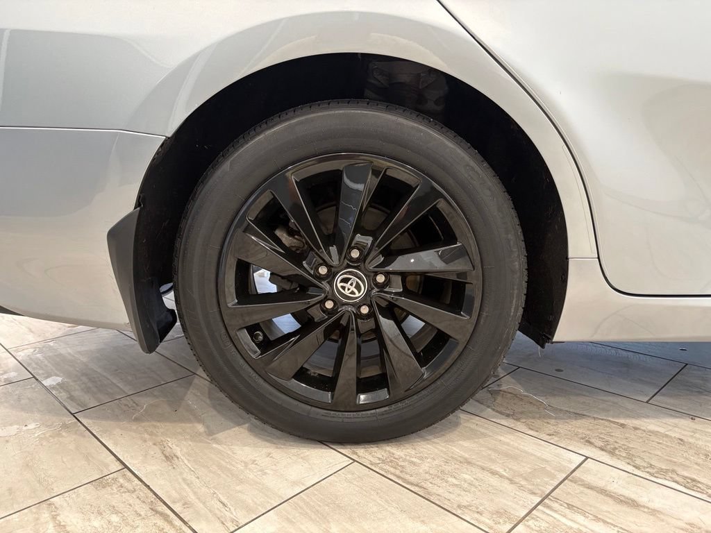 Used 2024 Toyota Camry LE FWD image 35