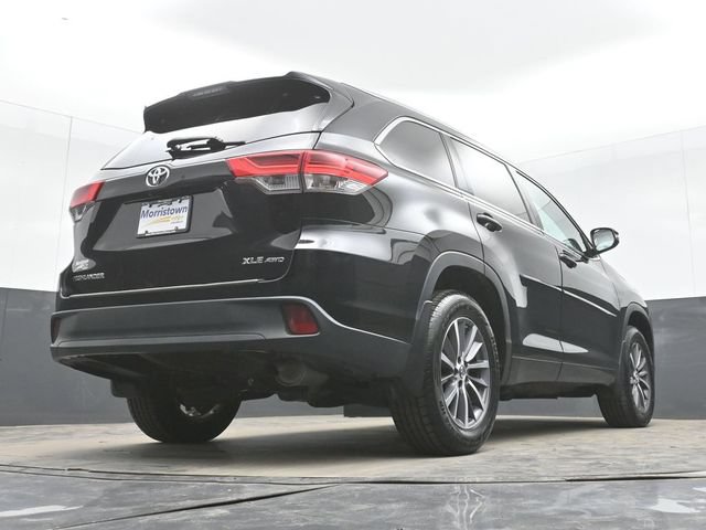 Used 2018 Toyota Highlander XLE w/ Protection Package #3 AWD/4WD image 50