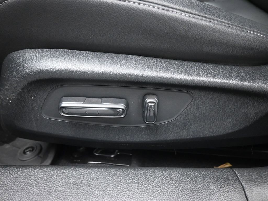 Used 2024 Honda Civic Touring image 10