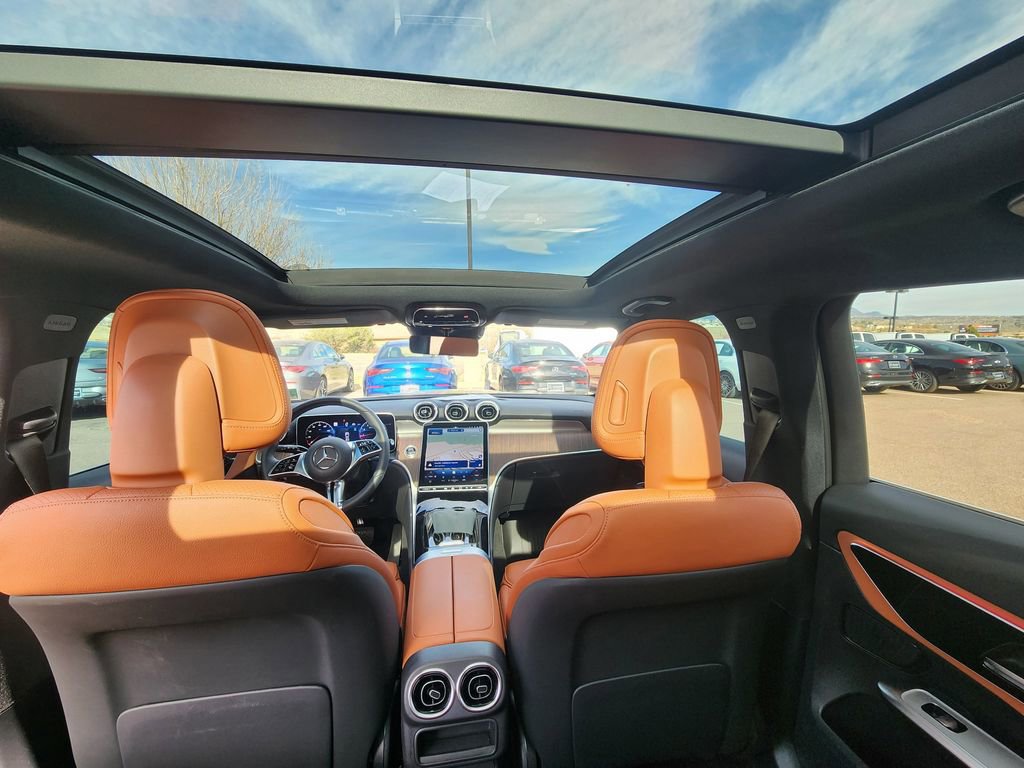 Used 2026 Mercedes-Benz GLC 300 4MATIC image 22