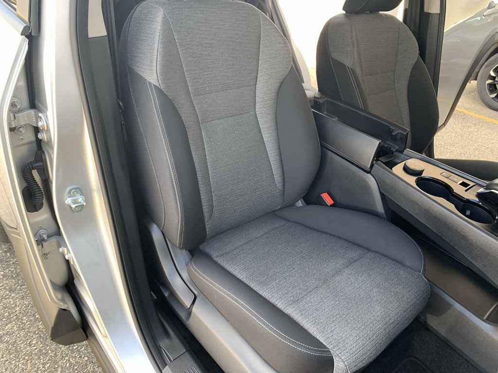 Used 2023 Nissan Rogue SV image 21