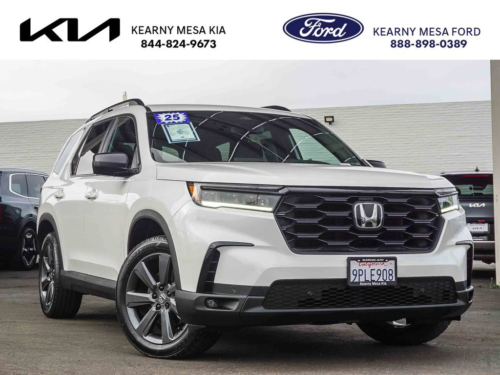 Used 2025 Honda Pilot Sport