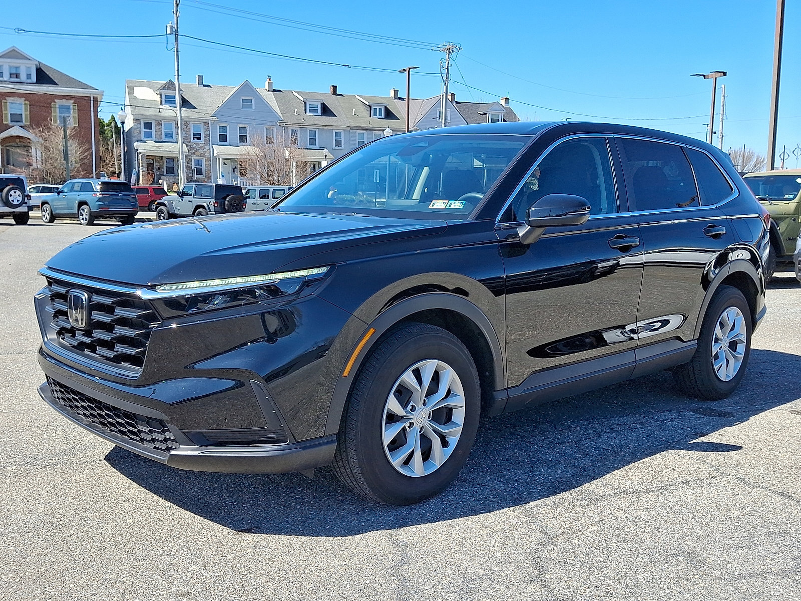 Used 2025 Honda CR-V LX image 3