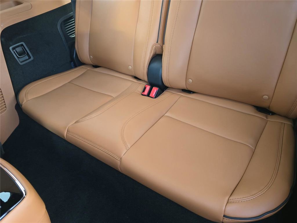 New 2025 Lincoln Aviator Black Label w/ Jet Appearance Package image 11