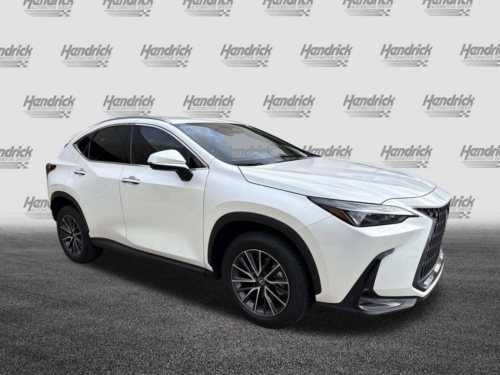 Used 2025 Lexus NX 350 AWD w/ Accessory Package (Z2) image 2