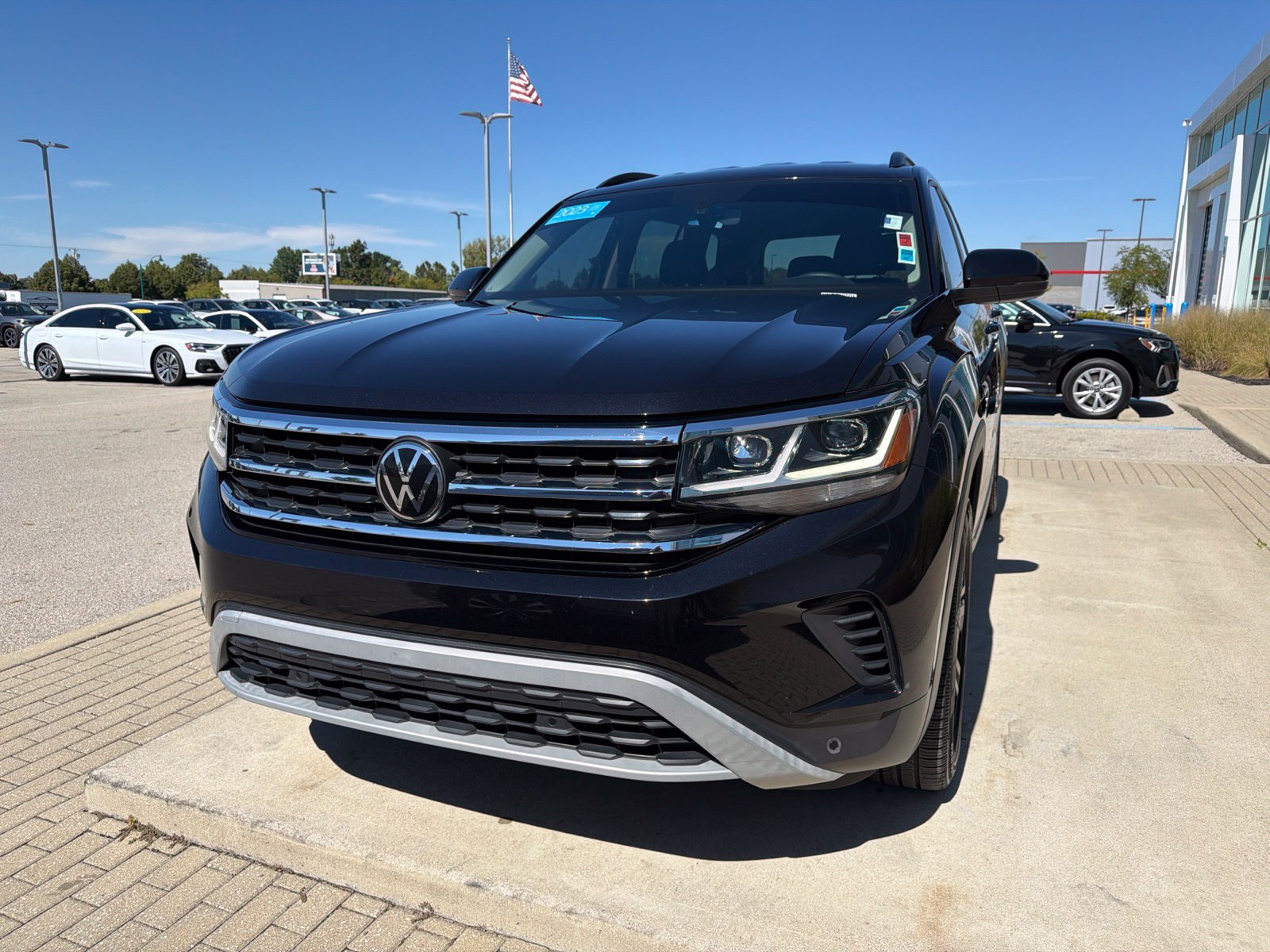 Certified 2023 Volkswagen Atlas SE AWD/4WD image 5