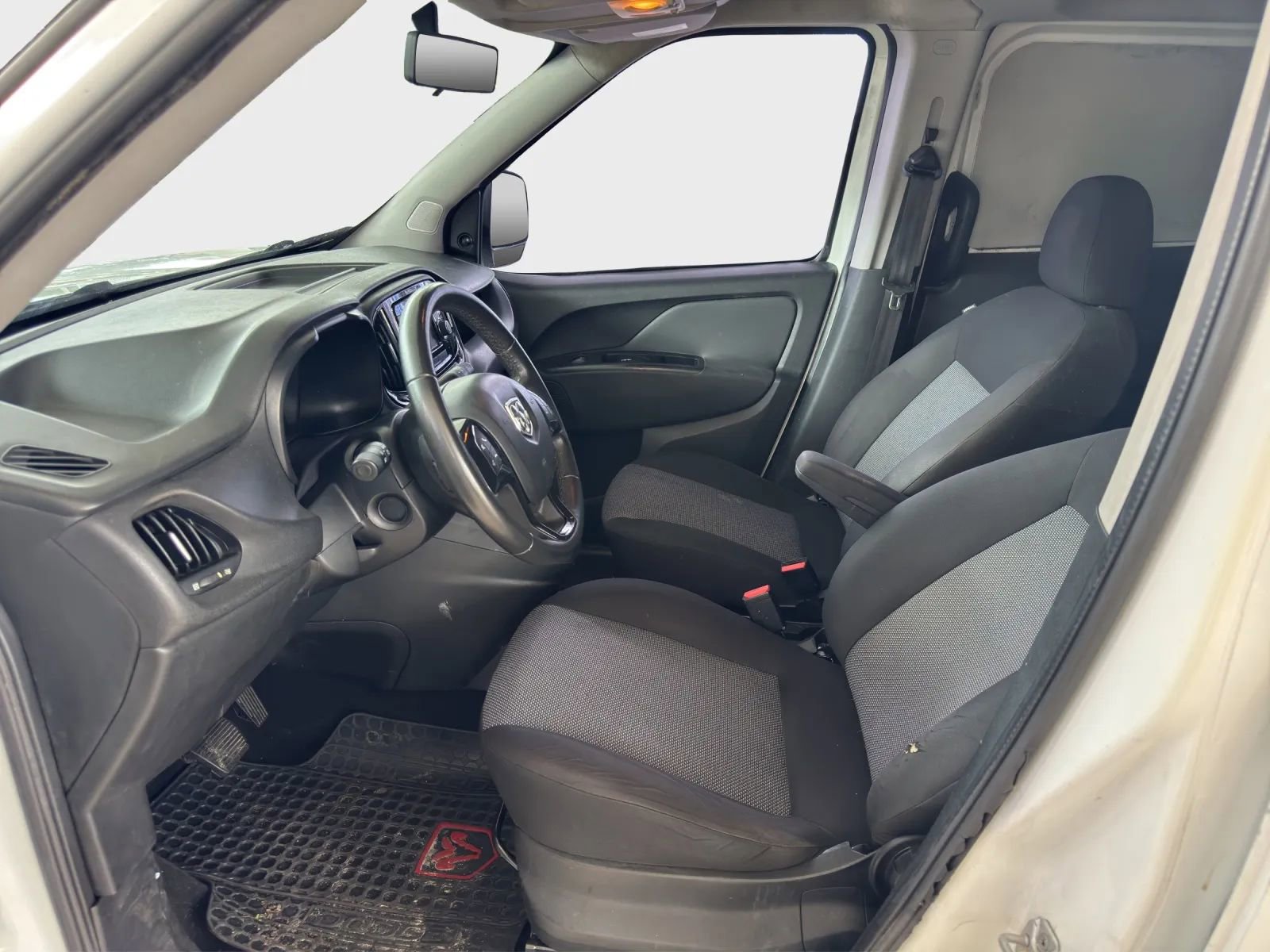 Used 2016 RAM ProMaster City Tradesman w/ Rear Back-up Camera Group image 8