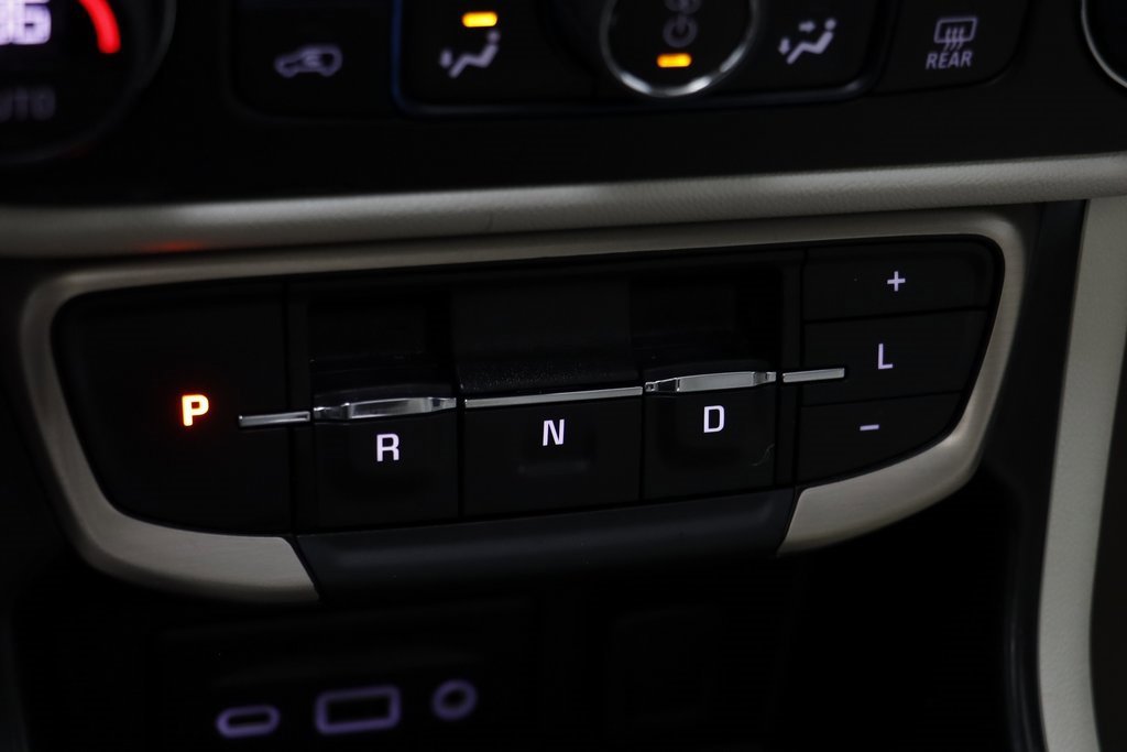 Used 2024 GMC Terrain Denali w/ Denali Premium Package image 13