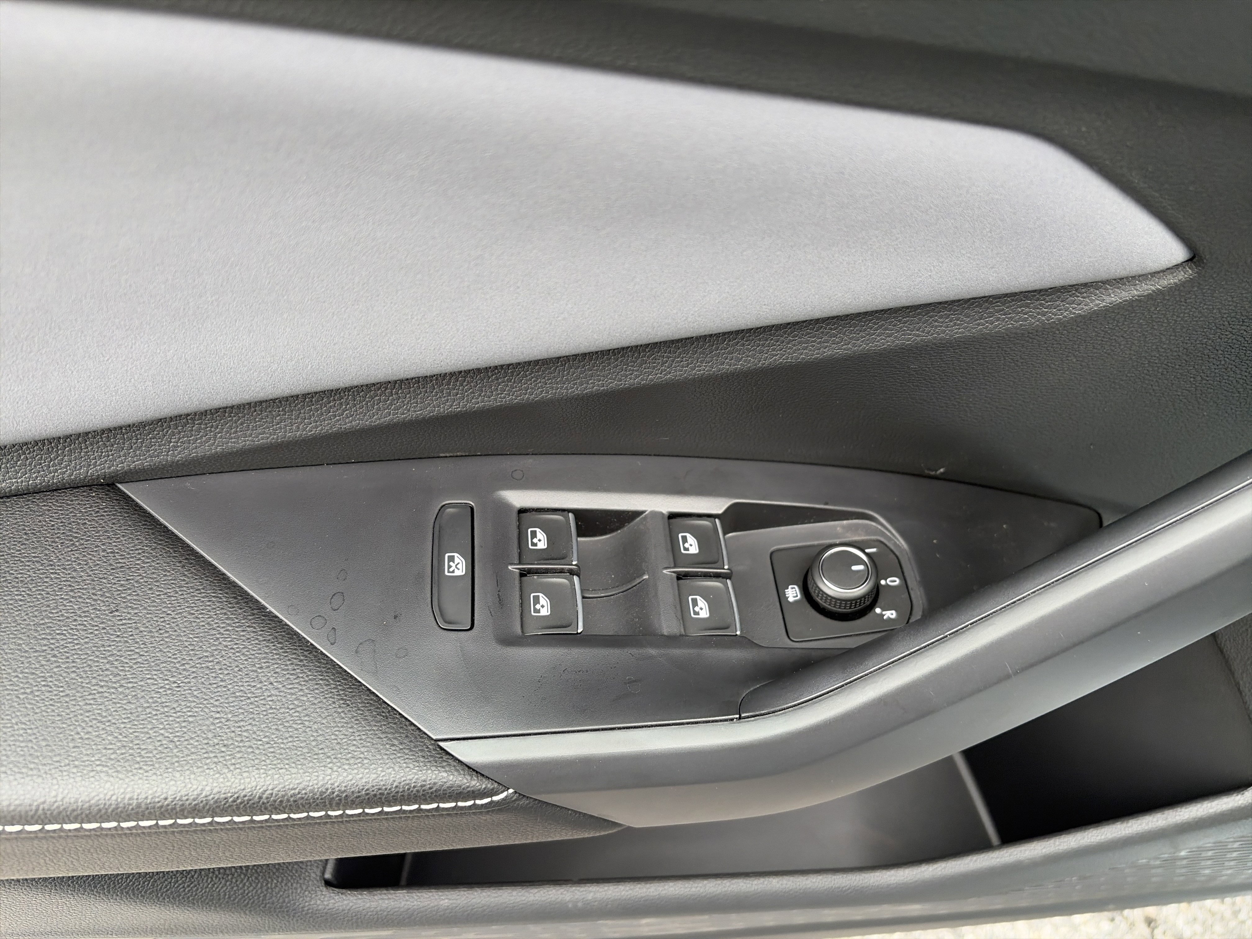 New 2026 Volkswagen Jetta SE image 9