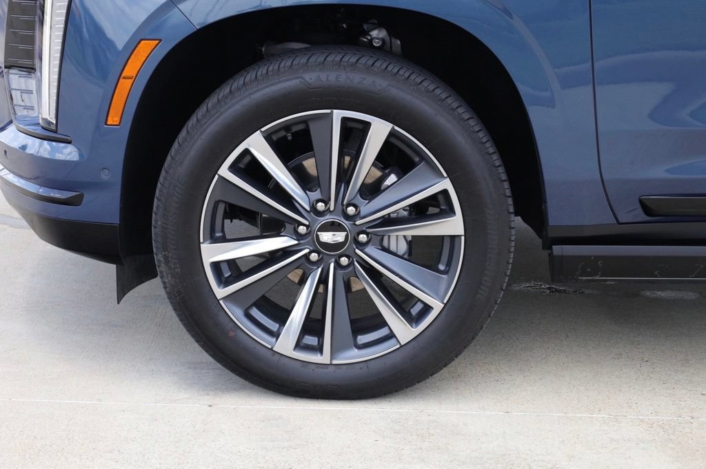 Used 2026 Cadillac Escalade Sport RWD image 11