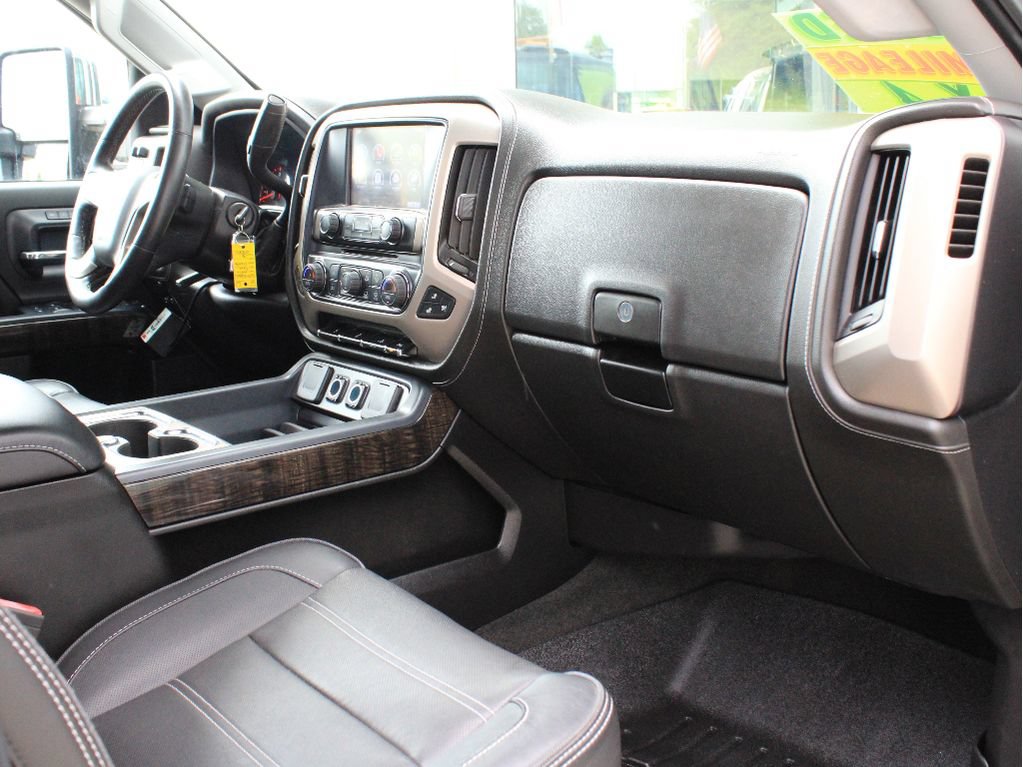 Used 2016 GMC Sierra 2500 Denali w/ Snow Plow Prep Package AWD/4WD image 25
