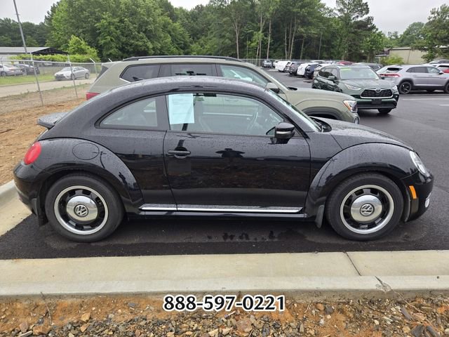 Used 2016 Volkswagen Beetle 1.8T Classic FWD image 7