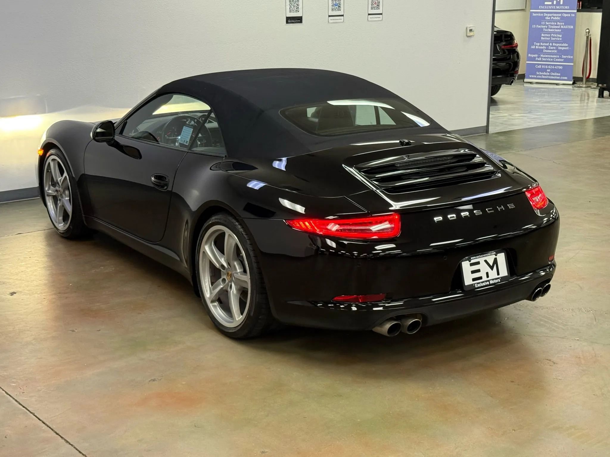 Used 2014 Porsche 911 Carrera S image 5