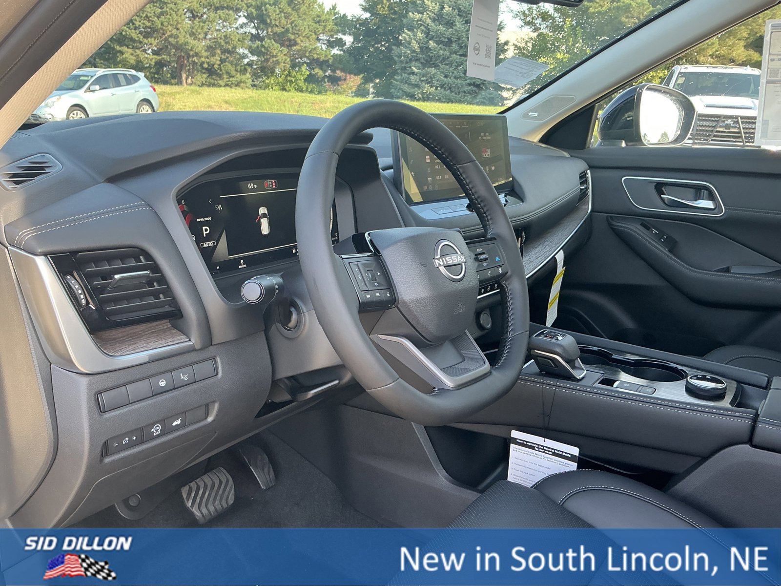 New 2026 Nissan Rogue Platinum w/ Platinum Premium Package image 6