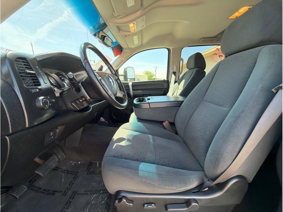 Used 2008 Chevrolet Silverado 2500 LT w/ 1LT Convenience Package RWD image 7