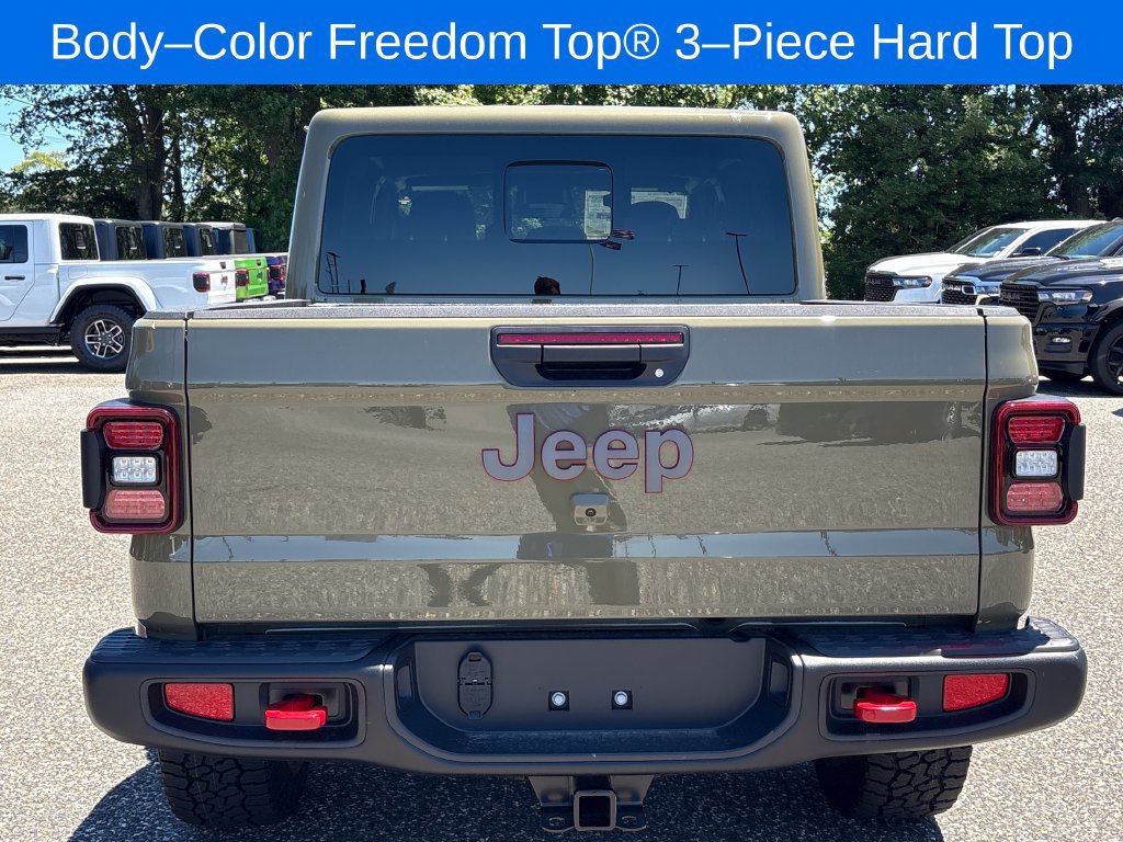 New 2026 Jeep Gladiator Rubicon w/ Steel Power Dome Hood Package AWD/4WD image 29