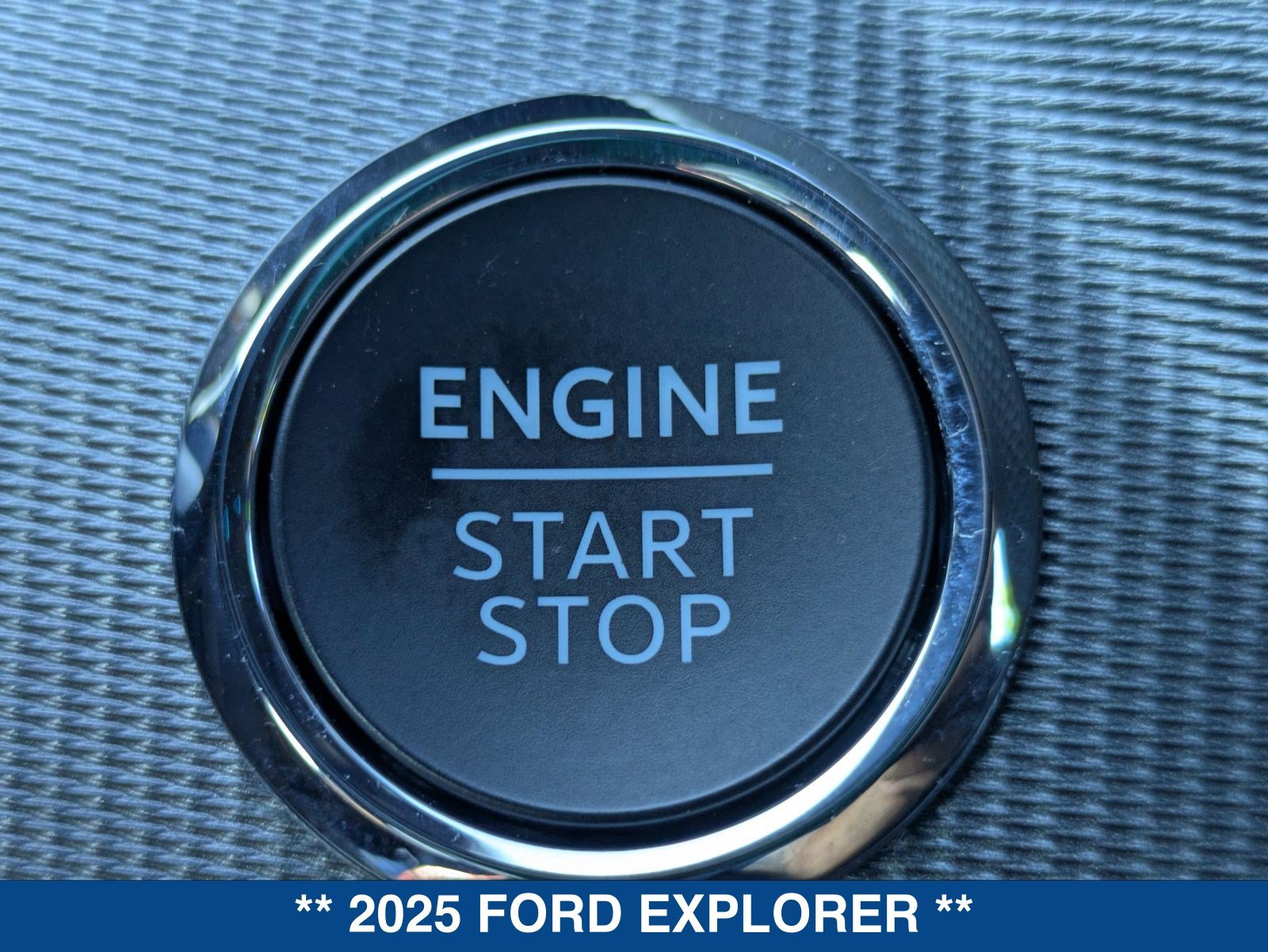 Certified 2025 Ford Explorer ST AWD/4WD image 36