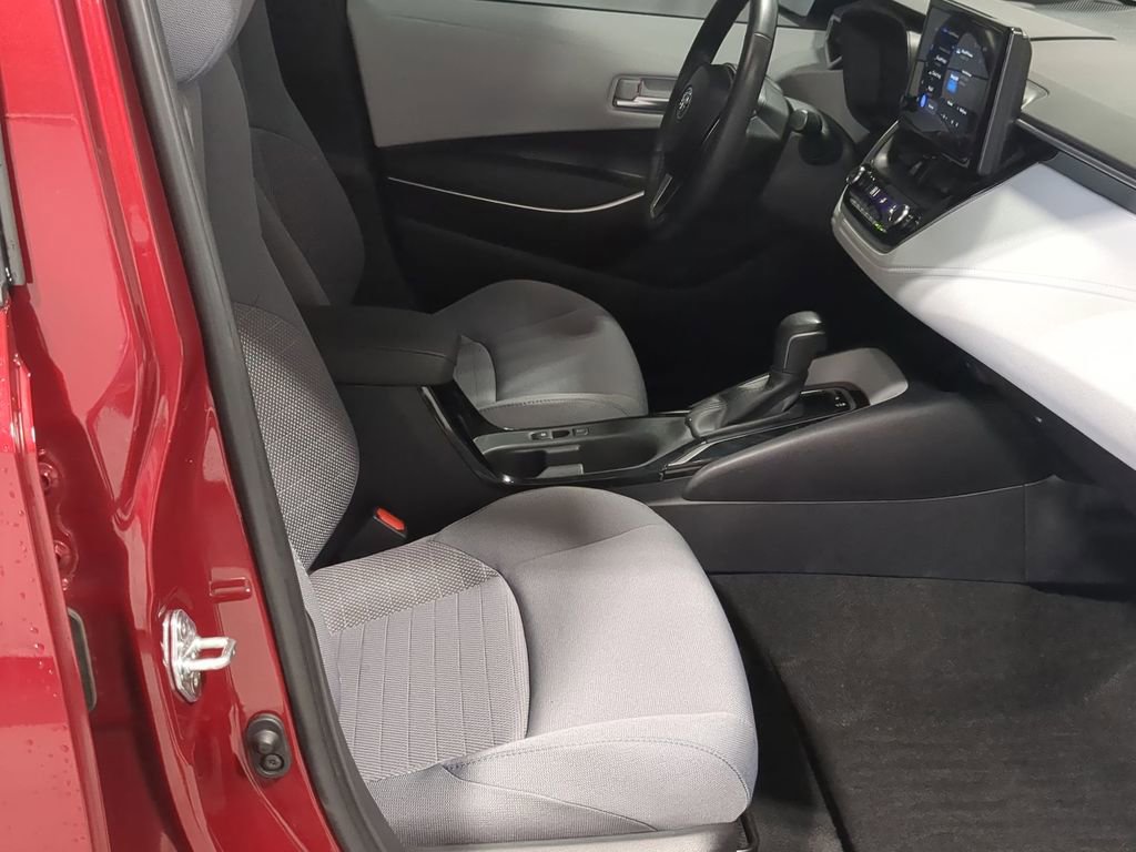 Used 2023 Toyota Corolla SE image 24