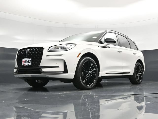 Used 2023 Lincoln Corsair Reserve w/ Equipment Group 202A AWD/4WD image 61