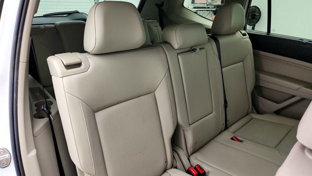 Used 2018 Volkswagen Atlas SE FWD image 23