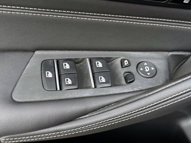 Used 2023 BMW M550i xDrive AWD/4WD image 17