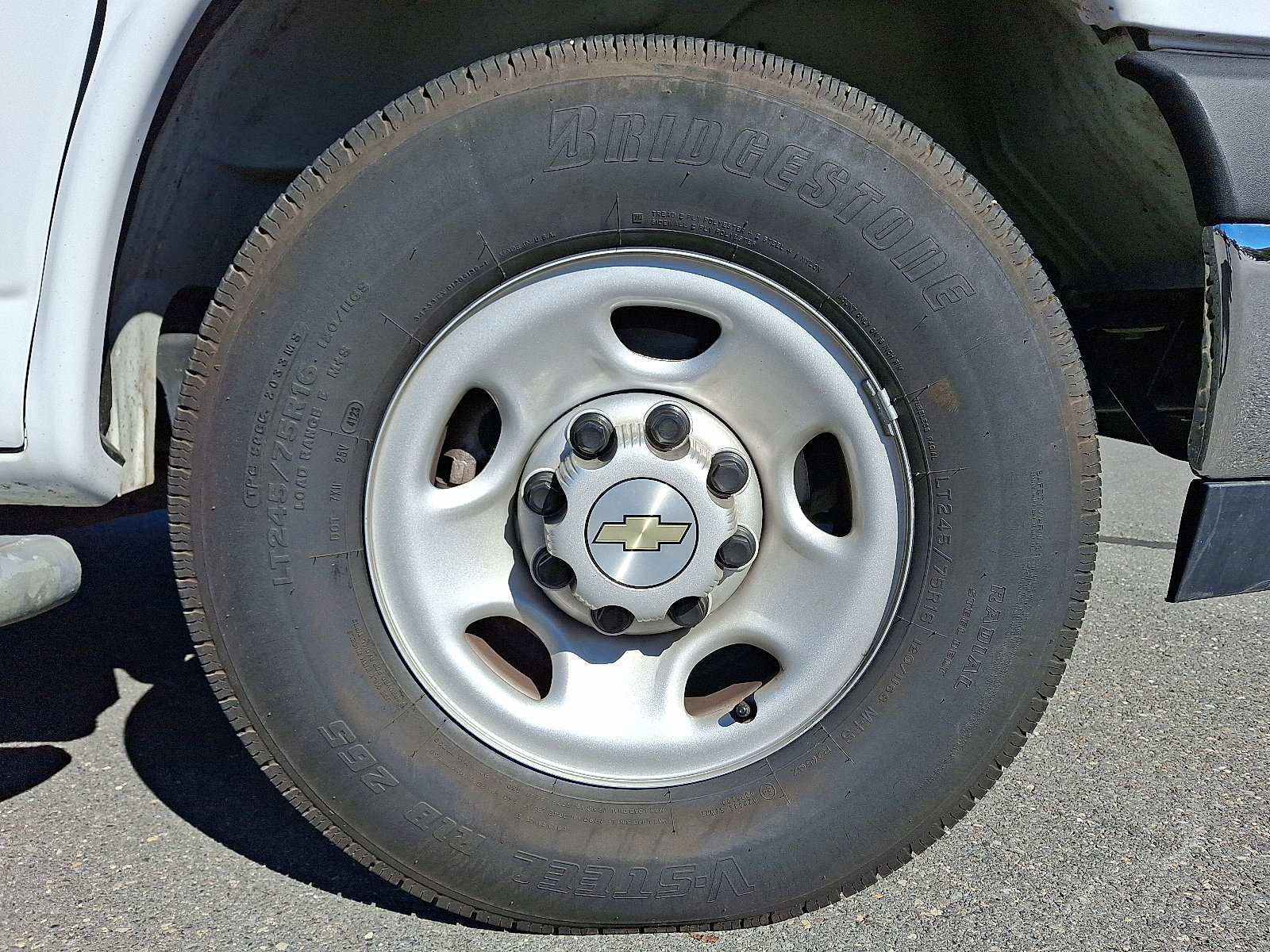 Used 2024 Chevrolet Express 2500 RWD 2500 Regular Wheelbase WT w/ Driver Convenience Package image 8