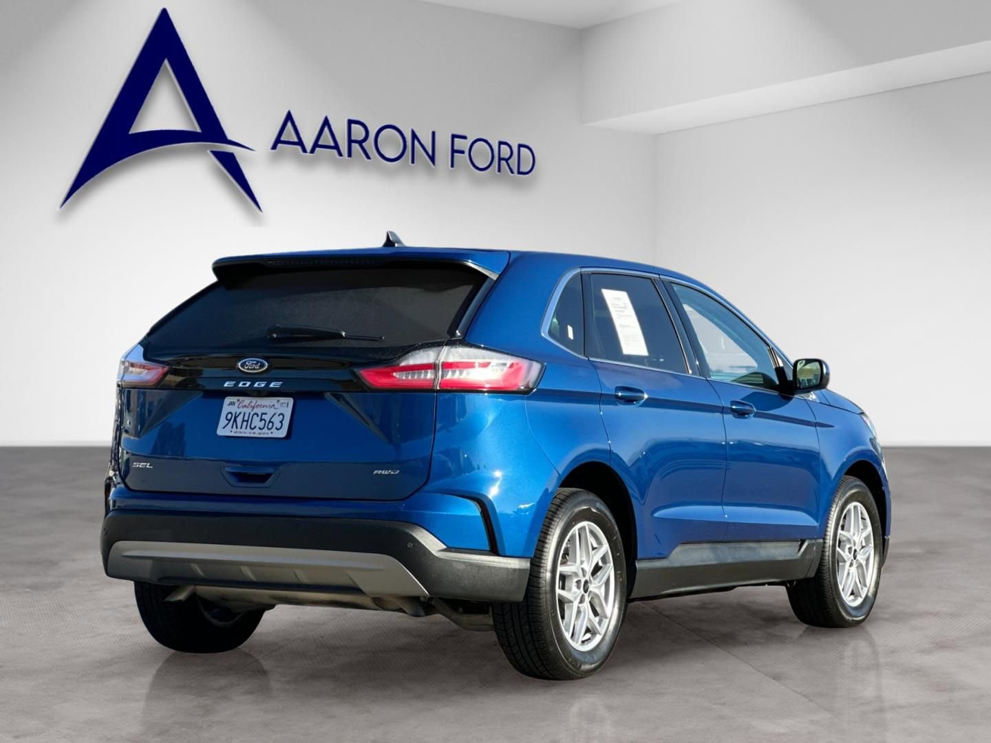 Used 2024 Ford Edge SEL image 6