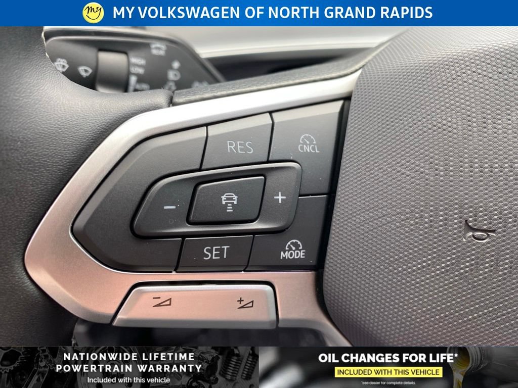 New 2026 Volkswagen Tiguan SE AWD/4WD image 11