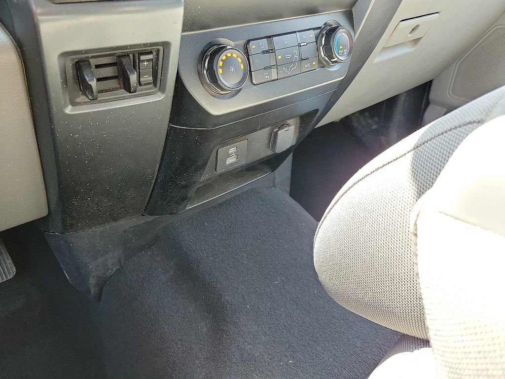 Used 2021 Ford F350 XLT AWD/4WD image 25