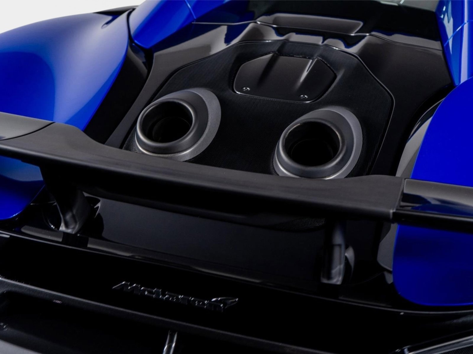 Used 2020 McLaren 600LT Spider RWD image 14