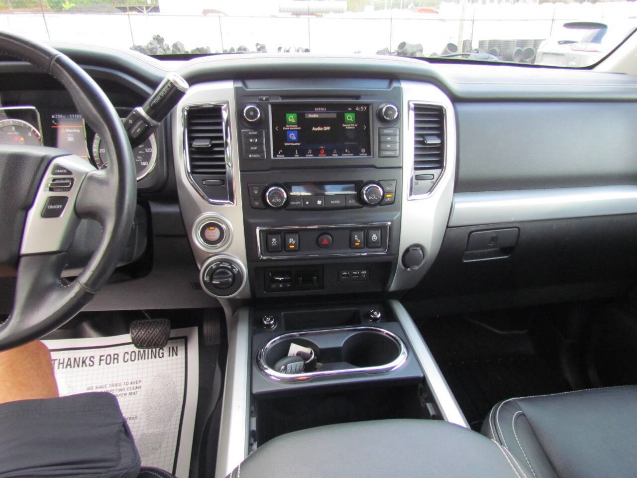 Used 2019 Nissan Titan PRO-4X w/ Pro-4x Convenience Package image 19