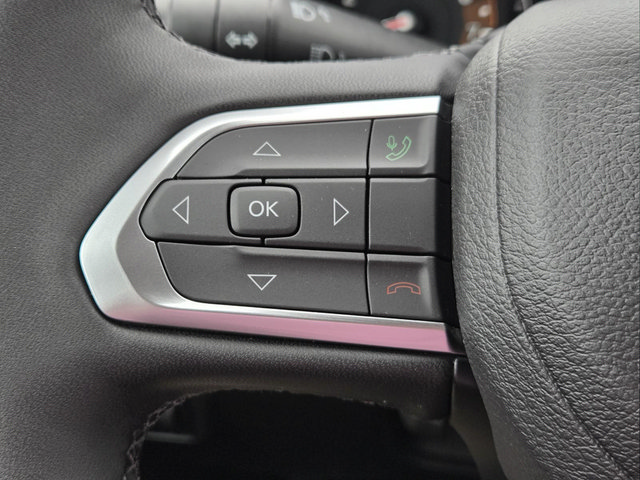 New 2026 Jeep Compass Latitude AWD/4WD image 13