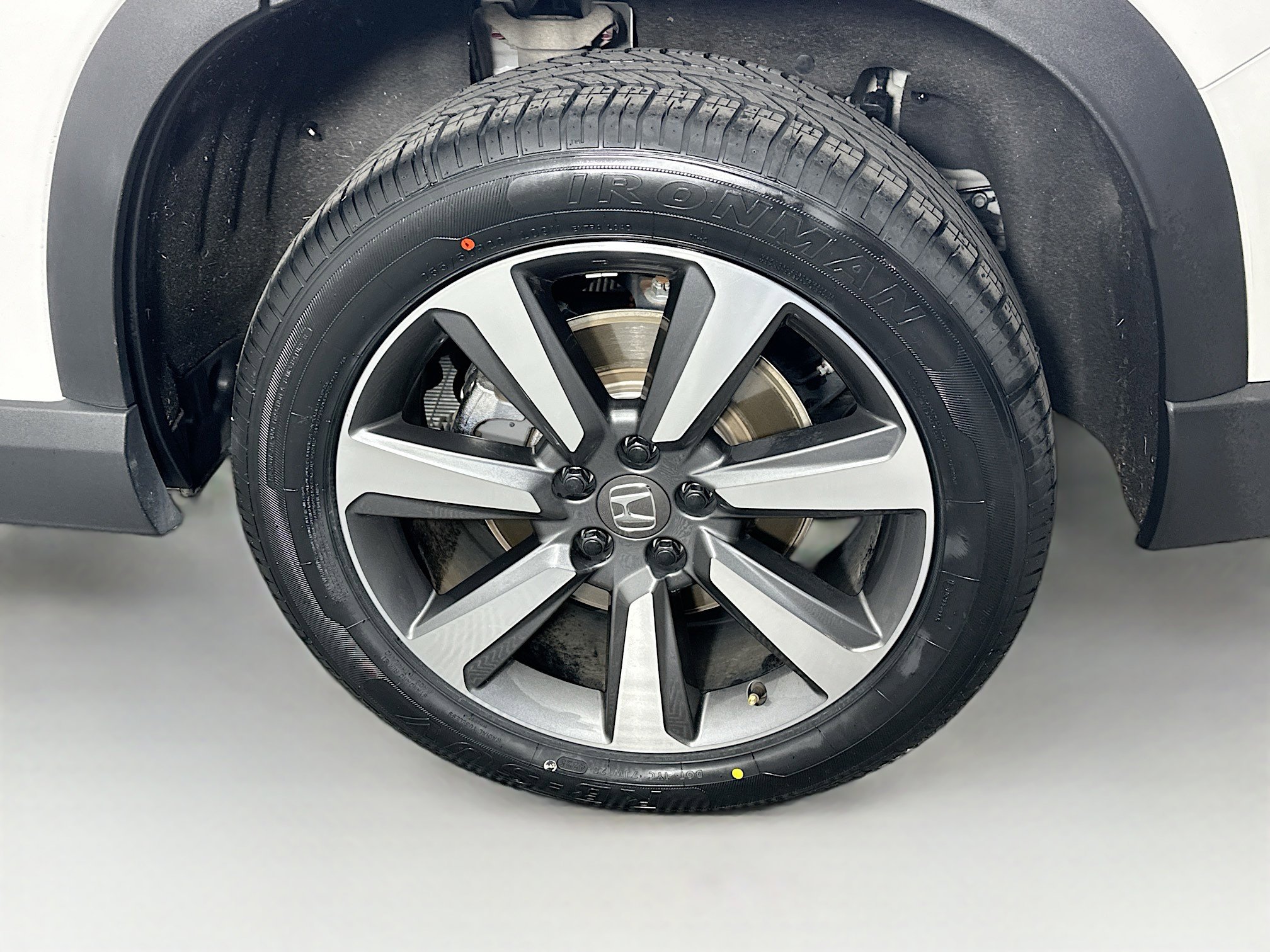 Used 2023 Honda Pilot Touring image 11
