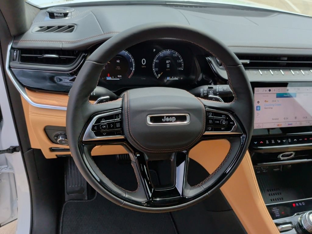 New 2026 Jeep Grand Cherokee Summit w/ Obsidian Package AWD/4WD image 18