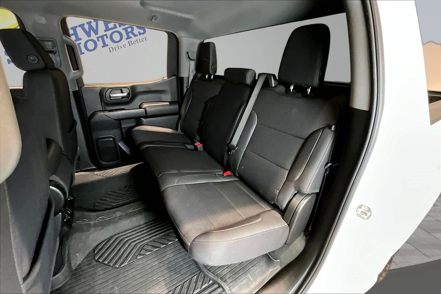 Used 2024 Chevrolet Silverado 1500 Custom Trail Boss AWD/4WD image 24