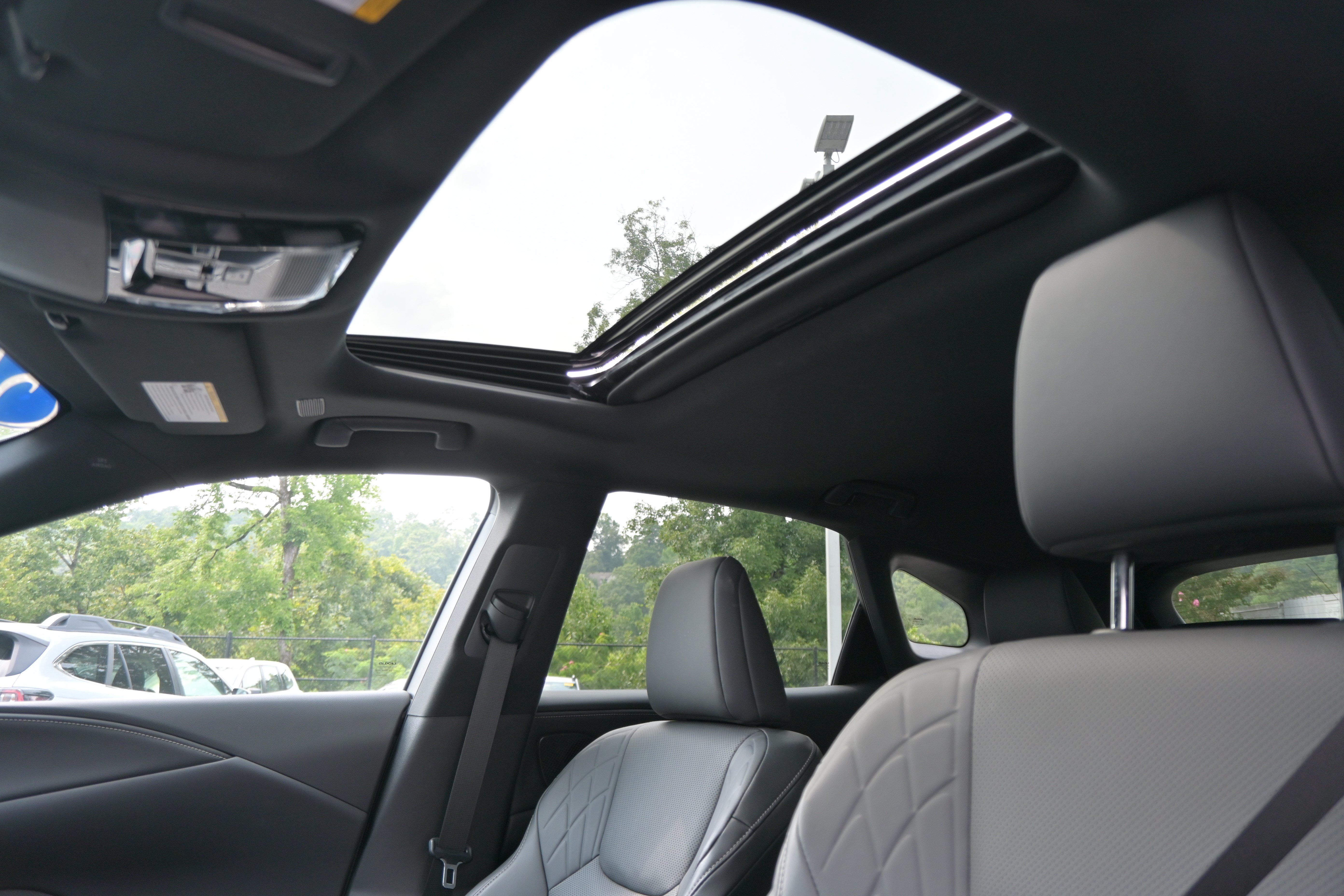 Used 2024 Lexus RX 350 Premium w/ Convenience Package FWD image 29