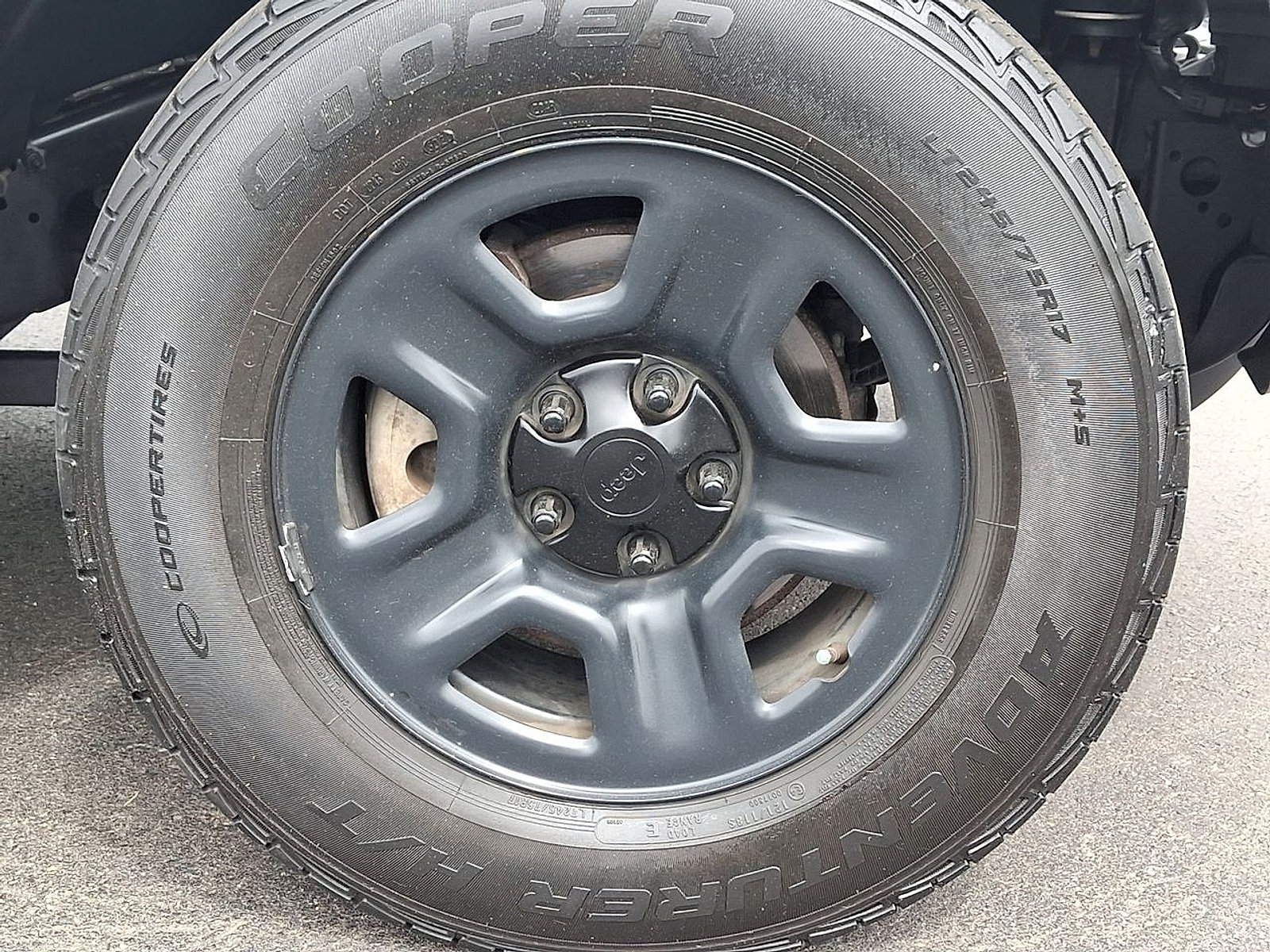 Used 2018 Jeep Wrangler Unlimited Sport AWD/4WD image 26
