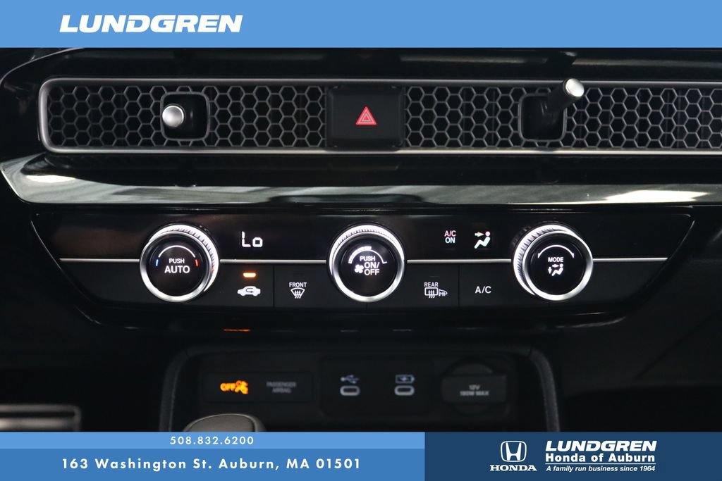 Used 2025 Honda Civic Sport image 25