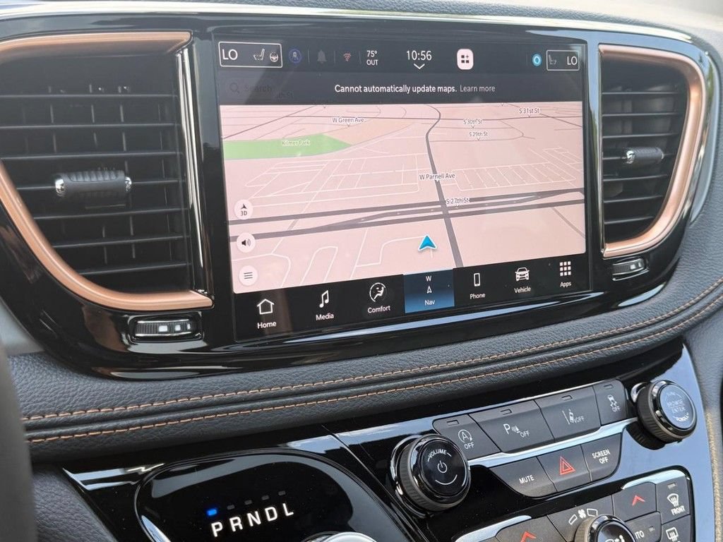 New 2027 Chrysler Pacifica Pinnacle w/ Theater Group AWD/4WD image 19